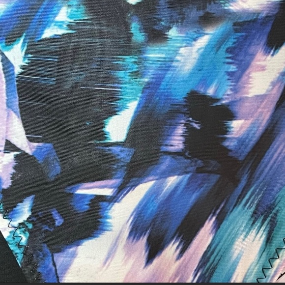 FABLETICS Olivia reversible bikini bottom monarch print black LARGE NWT - Picture 6 of 12